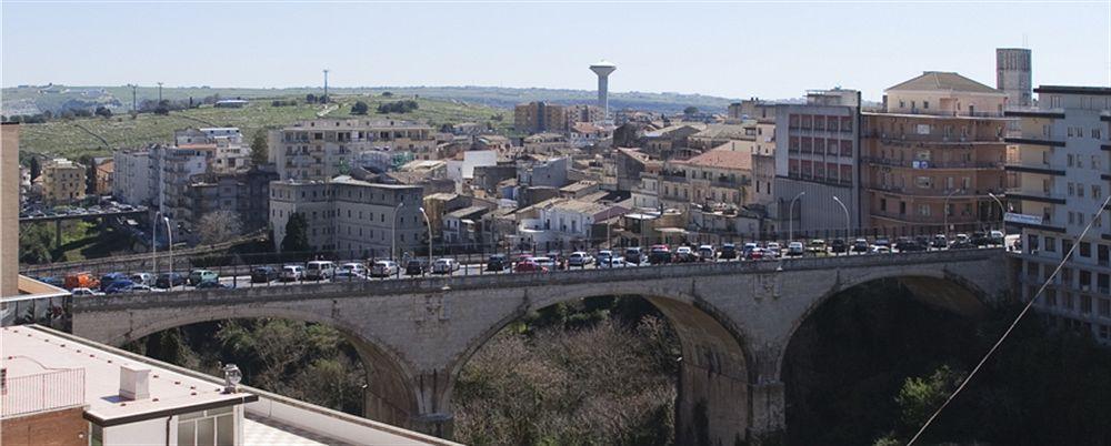 Ragusa Inn Luaran gambar